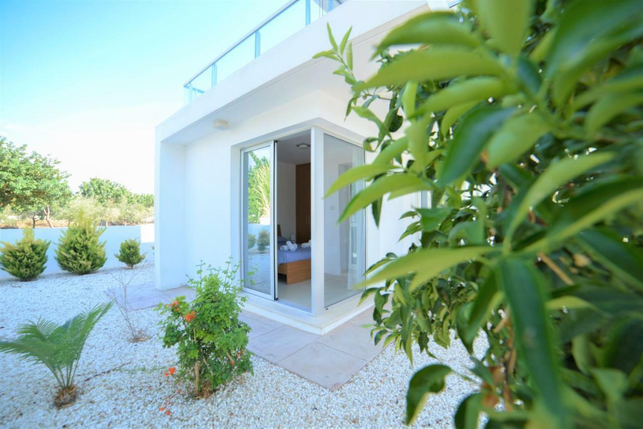 Coral Bay Villa 10 Екстериор снимка