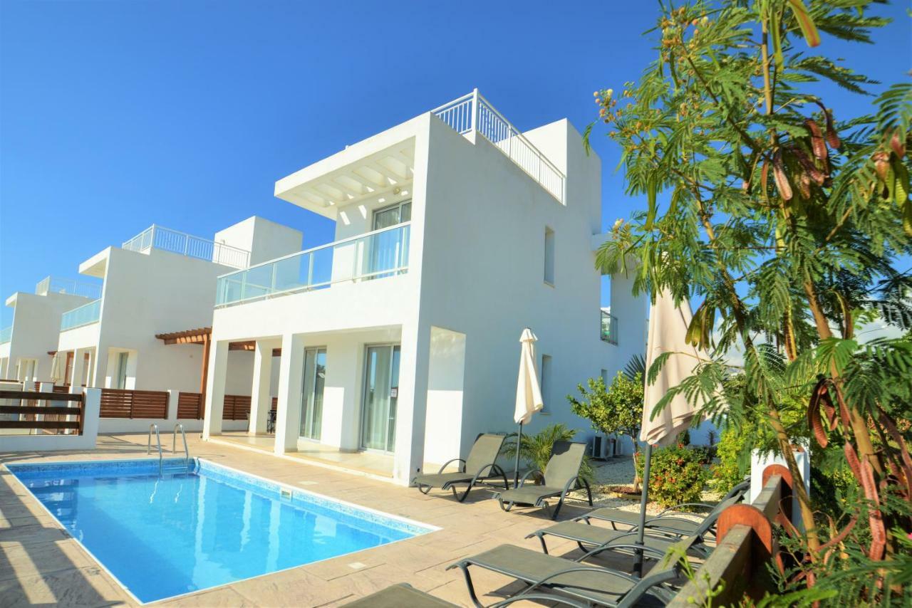 Coral Bay Villa 10 Екстериор снимка