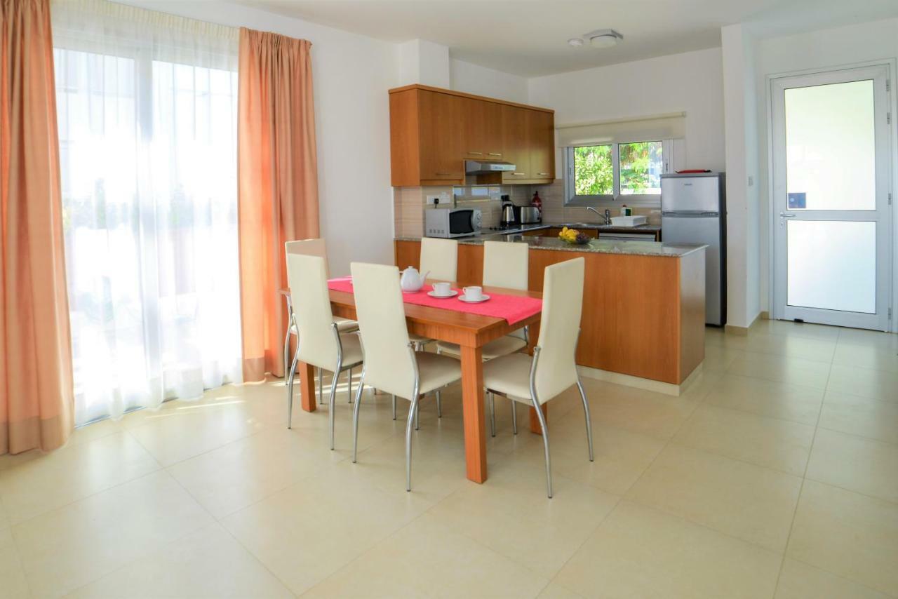 Coral Bay Villa 10 Екстериор снимка