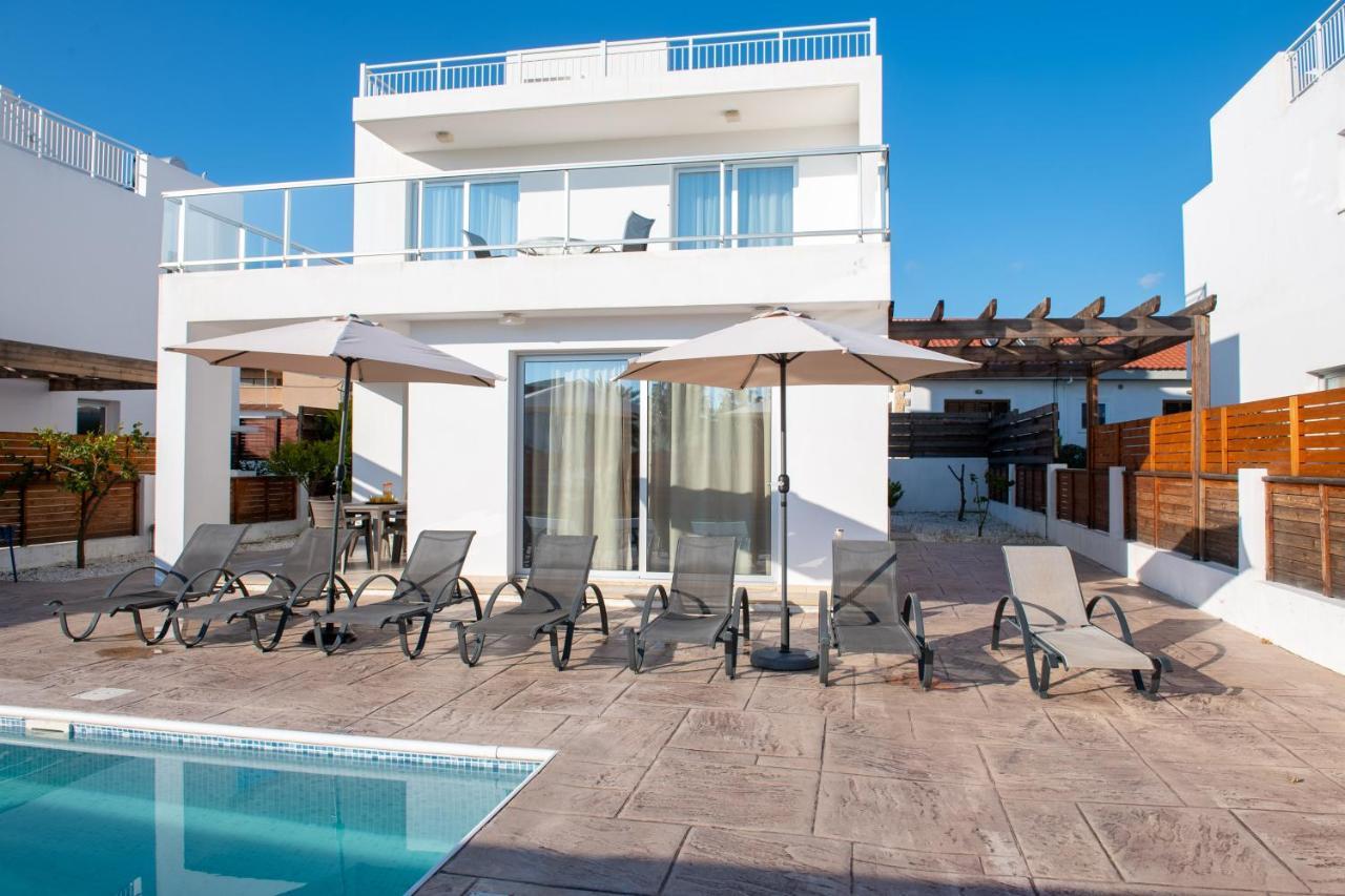Coral Bay Villa 10 Екстериор снимка