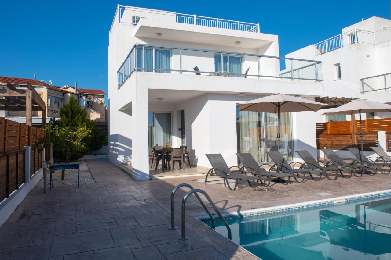Coral Bay Villa 10 Екстериор снимка