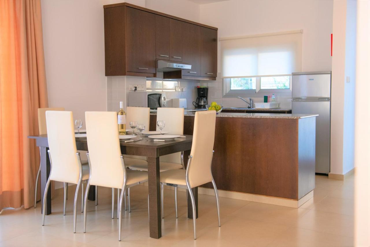 Coral Bay Villa 10 Екстериор снимка